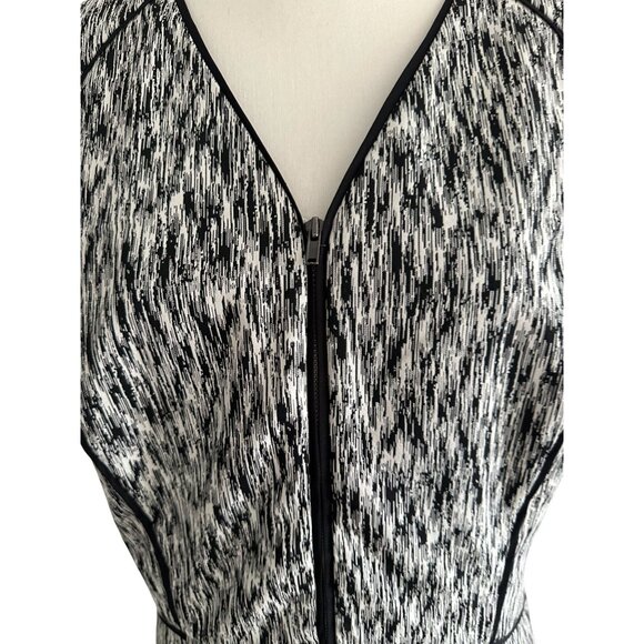 BANANA REPUBLIC Black White Patterned Work Pencil Dress Size 4 - Picture 5 of 9